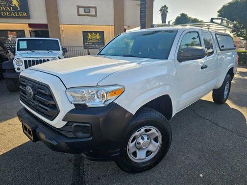 2019 Toyota Tacoma SR