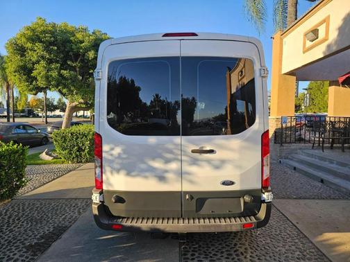 2017 Ford Transit-350 XLT