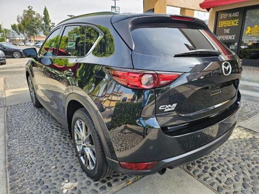 Jet Black Mica 2019 Mazda CX-5 Signature