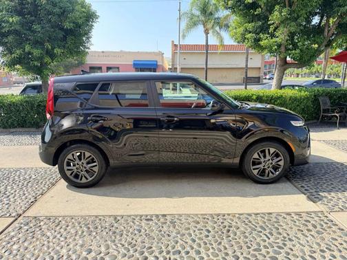 2020 Kia Soul EX