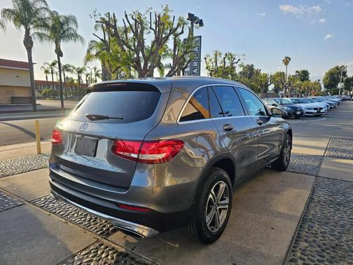 2018 Mercedes-Benz GLC 300 Base