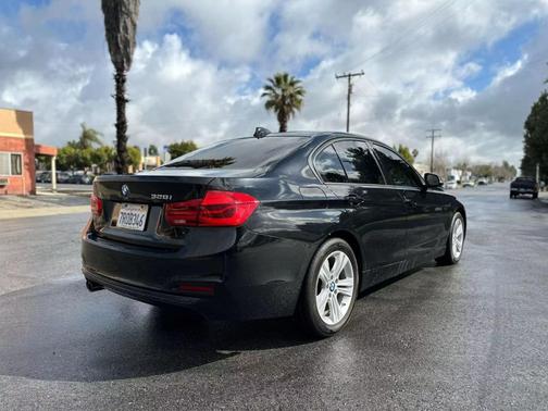 2016 BMW 328 i