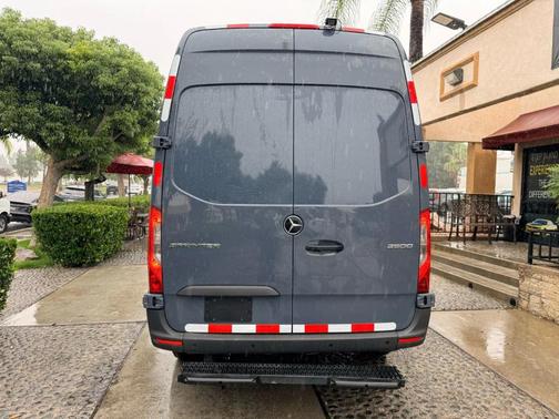 2019 Mercedes-Benz Sprinter 2500 ROOF V6 144