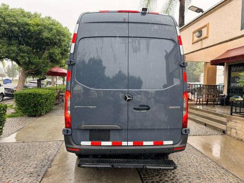 2019 Mercedes-Benz Sprinter 2500 ROOF V6 144