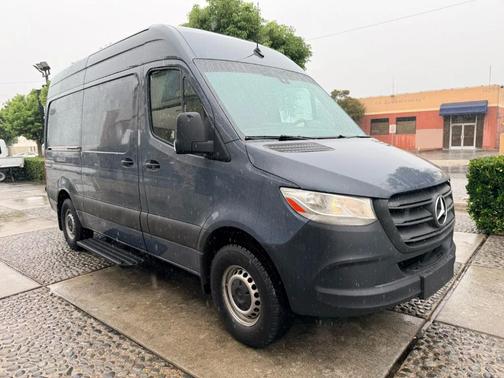 2019 Mercedes-Benz Sprinter 2500 ROOF V6 144