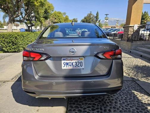 2021 Nissan Versa 1.6 SV