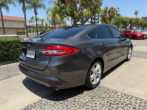 2018 Ford Fusion Hybrid SE