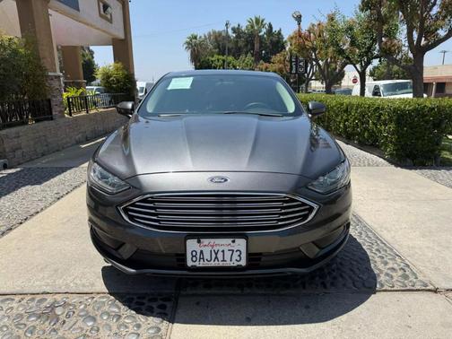 2018 Ford Fusion Hybrid SE
