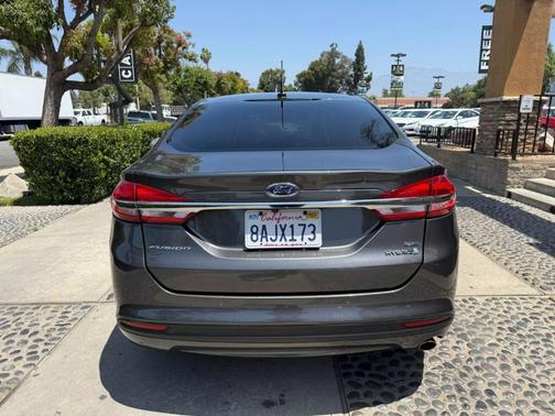 2018 Ford Fusion Hybrid SE