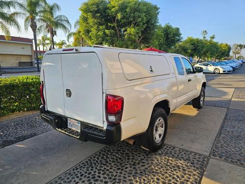 2021 Toyota Tacoma SR