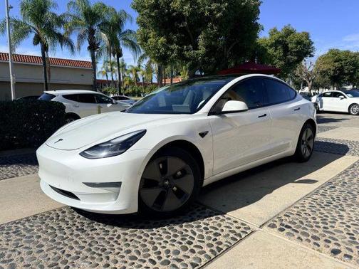 2021 Tesla Model 3 Standard Range Plus