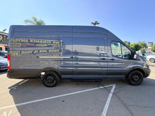 2019 Ford Transit-250 Base