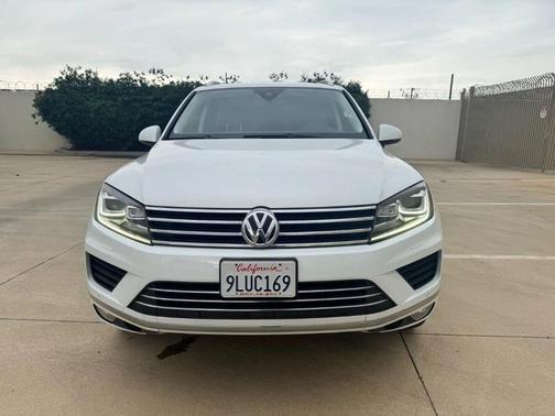 2016 Volkswagen Touareg Sport