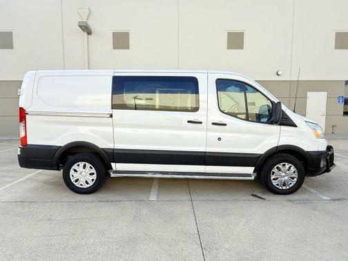 2019 Ford Transit-250 Base