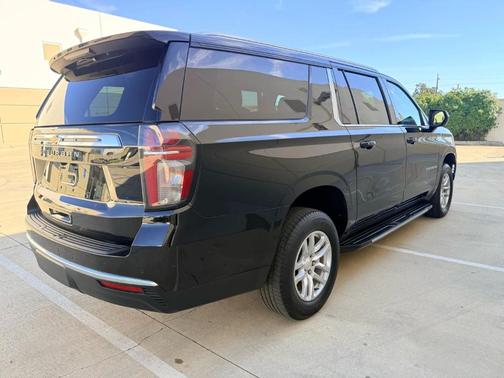 2021 Chevrolet Suburban LS
