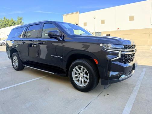2021 Chevrolet Suburban LS