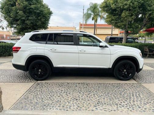 2018 Volkswagen Atlas 2.0T SEL