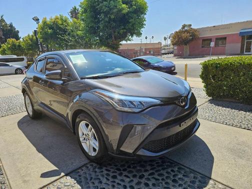 2021 Toyota C-HR LE