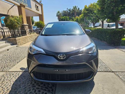 2021 Toyota C-HR LE