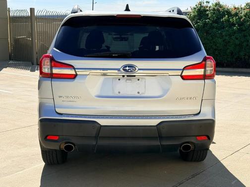 Ice Silver Metallic 2021 Subaru Ascent Premium 7-Passenger