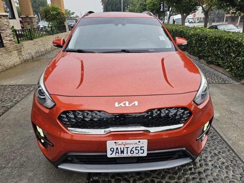 2022 Kia Niro Touring SE