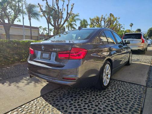 2018 BMW 320 i