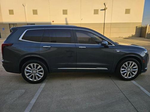 2020 Cadillac XT6 Premium Luxury FWD