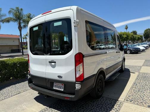 2017 Ford Transit-150 XLT