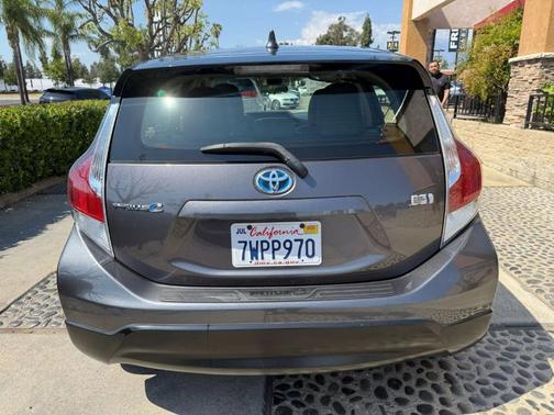 2017 Toyota Prius c Four