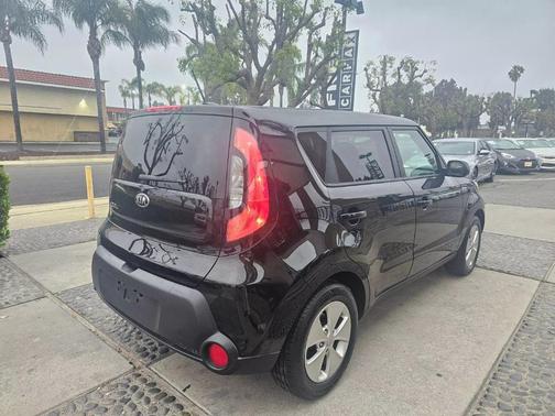 2016 Kia Soul Base