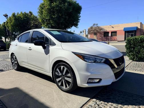 2021 Nissan Versa 1.6 SR