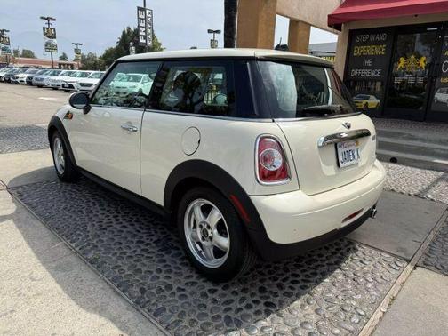 2011 MINI Cooper Base
