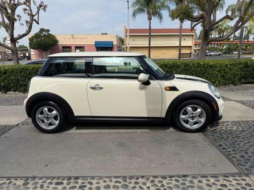 2011 MINI Cooper Base