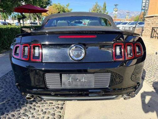 2013 Ford Mustang GT Premium