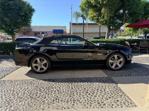 2013 Ford Mustang GT Premium