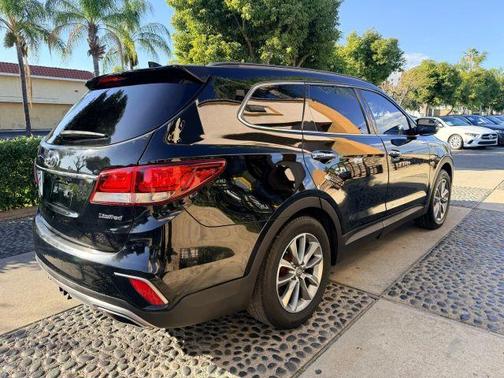 2017 Hyundai SANTA FE Limited