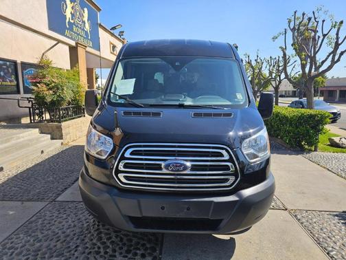 2017 Ford Transit-150 XLT
