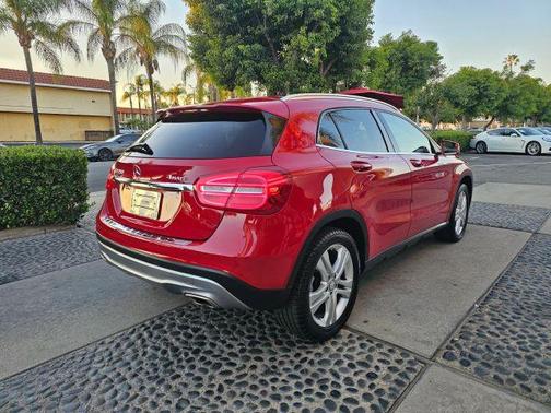 2015 Mercedes-Benz GLA-Class GLA 250 4MATIC