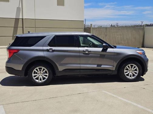 Carbonized Gray 2021 Ford Explorer Base