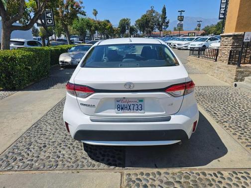 2021 Toyota Corolla LE