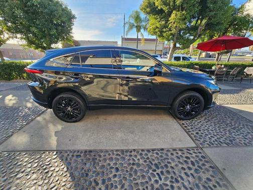 2023 Toyota Venza Nightshade