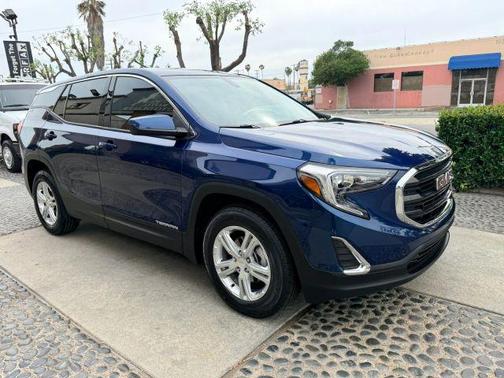 Blue Emerald Metallic 2019 GMC Terrain SLE