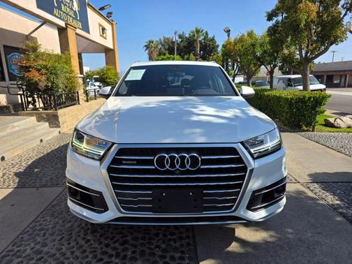2017 Audi Q7 3.0T Premium Plus