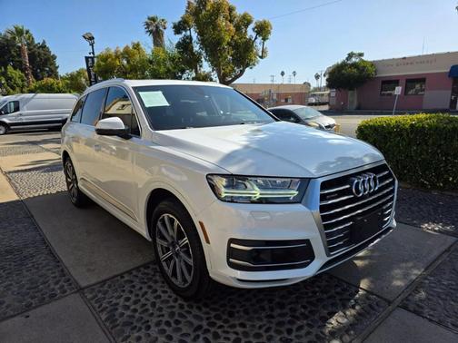 2017 Audi Q7 3.0T Premium Plus