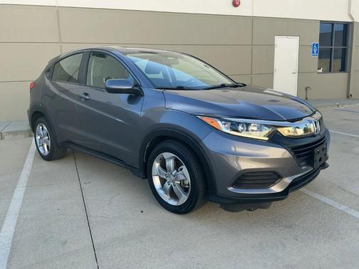Gray 2021 Honda HR-V LX