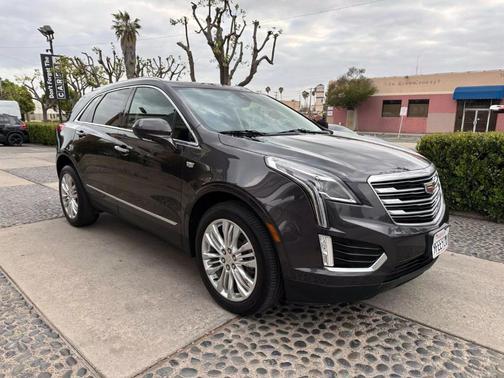 2017 Cadillac XT5 Premium Luxury