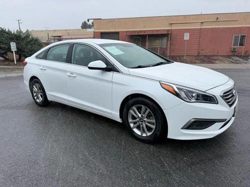 2016 Hyundai SONATA SE