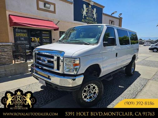 2014 Ford E350 Super Duty XLT