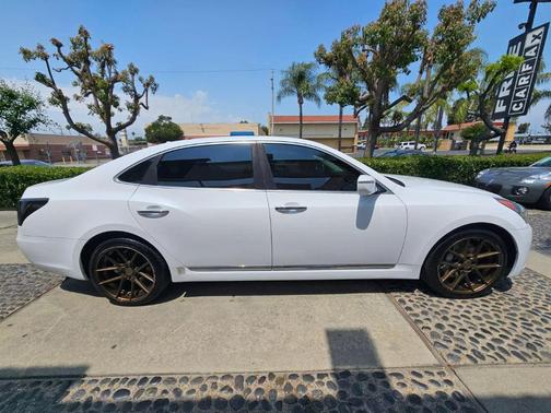 2015 Hyundai Equus Signature
