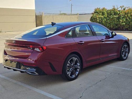 Passion Red 2021 Kia K5 EX